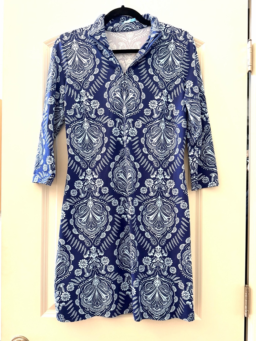 J. McLaughlin Damask Paisley 1/4 Zip Collar Dress. Coastal. Catalina Cloth. SM